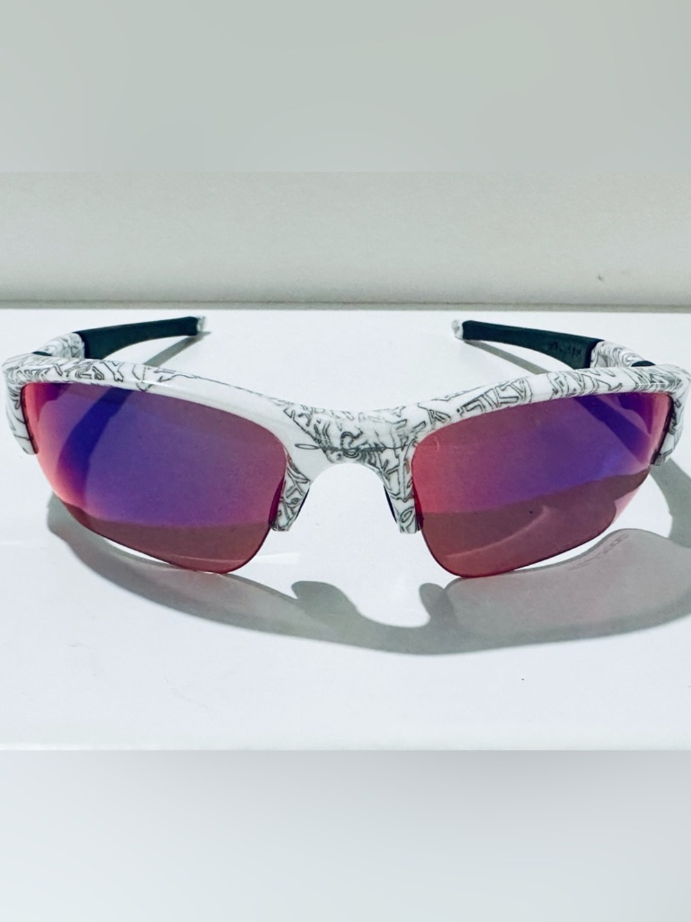 New Oakley Flak Jacket XLJ Ghost White/Both Fire & Positive Red Polarized lenses